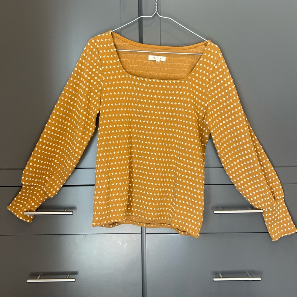 Madewell sweater with star stitching. Never worn.